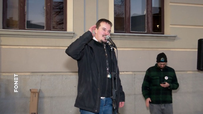 Sneg i SNS padaju ove godine